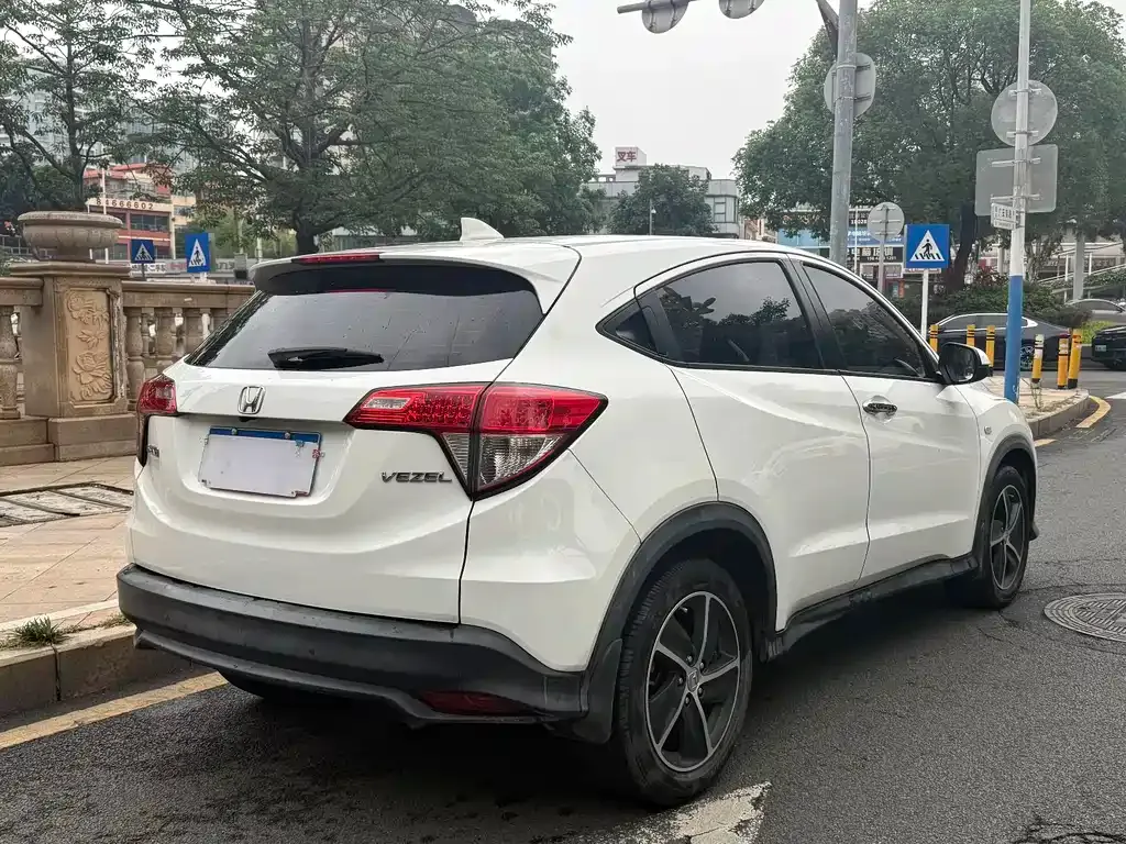 Honda Vezel 2021 из CN, фото 9