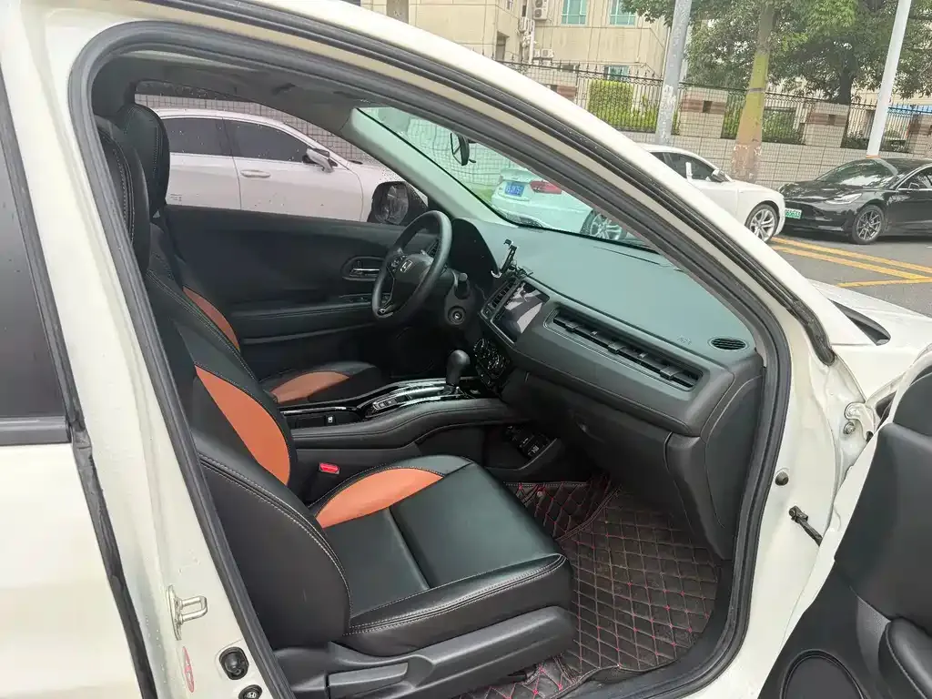 Honda Vezel 2021 из CN, фото 6