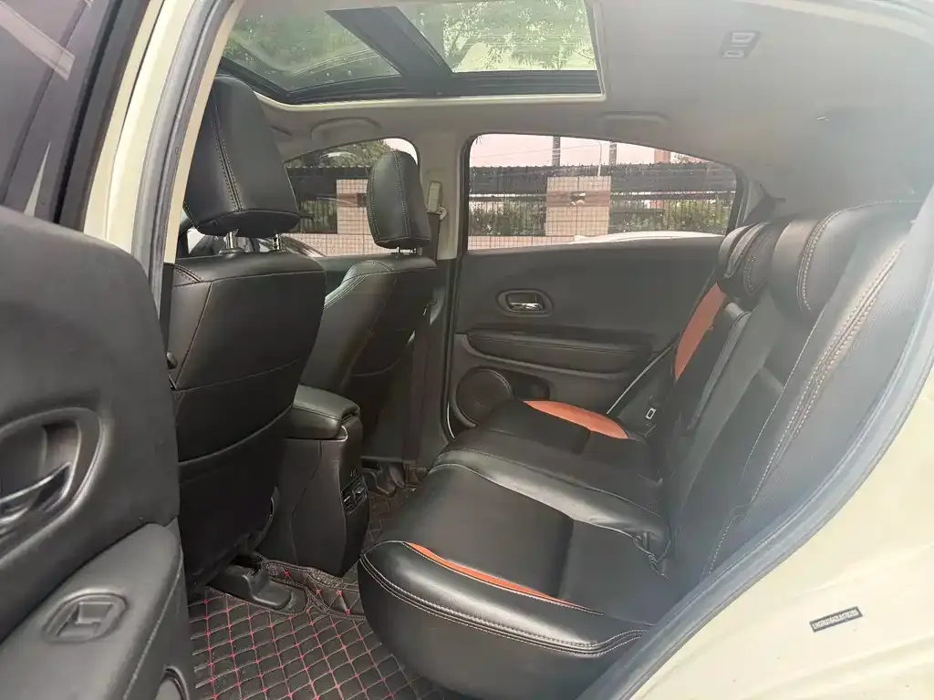 Honda Vezel 2021 из CN, фото 5