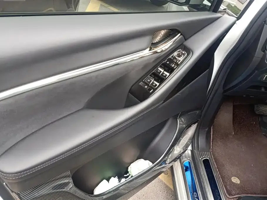 GAC Motor Trumpchi M8 — фото 9