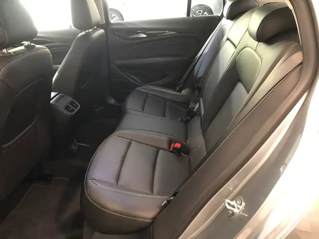 Buick Regal — фото 3
