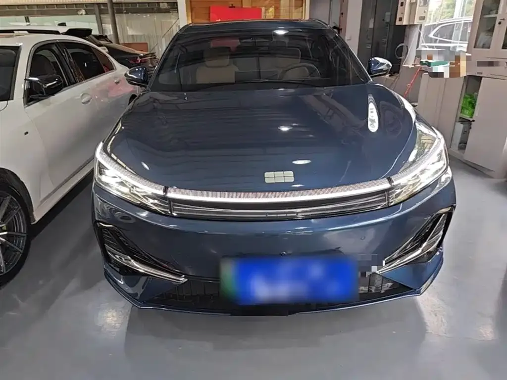 Geely Galaxy A7 — фото 4