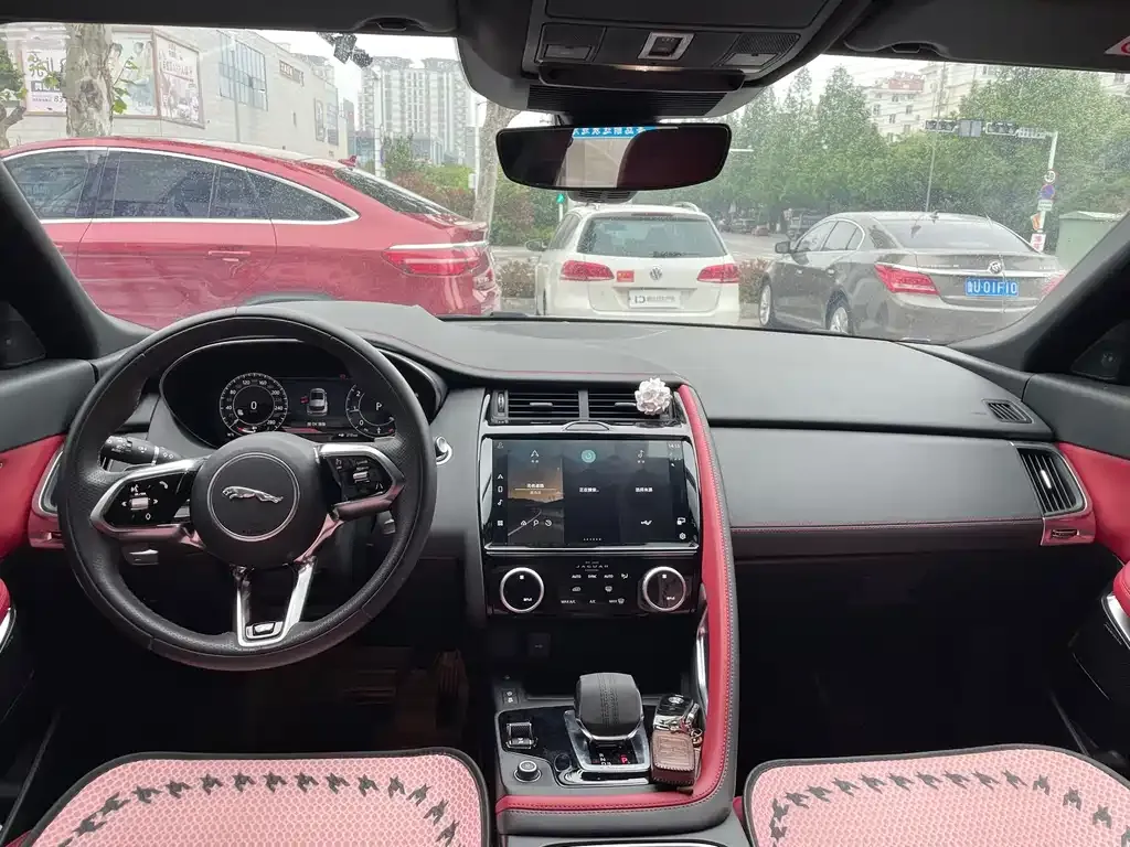 Jaguar E-PACE 2024 из CN, фото 7