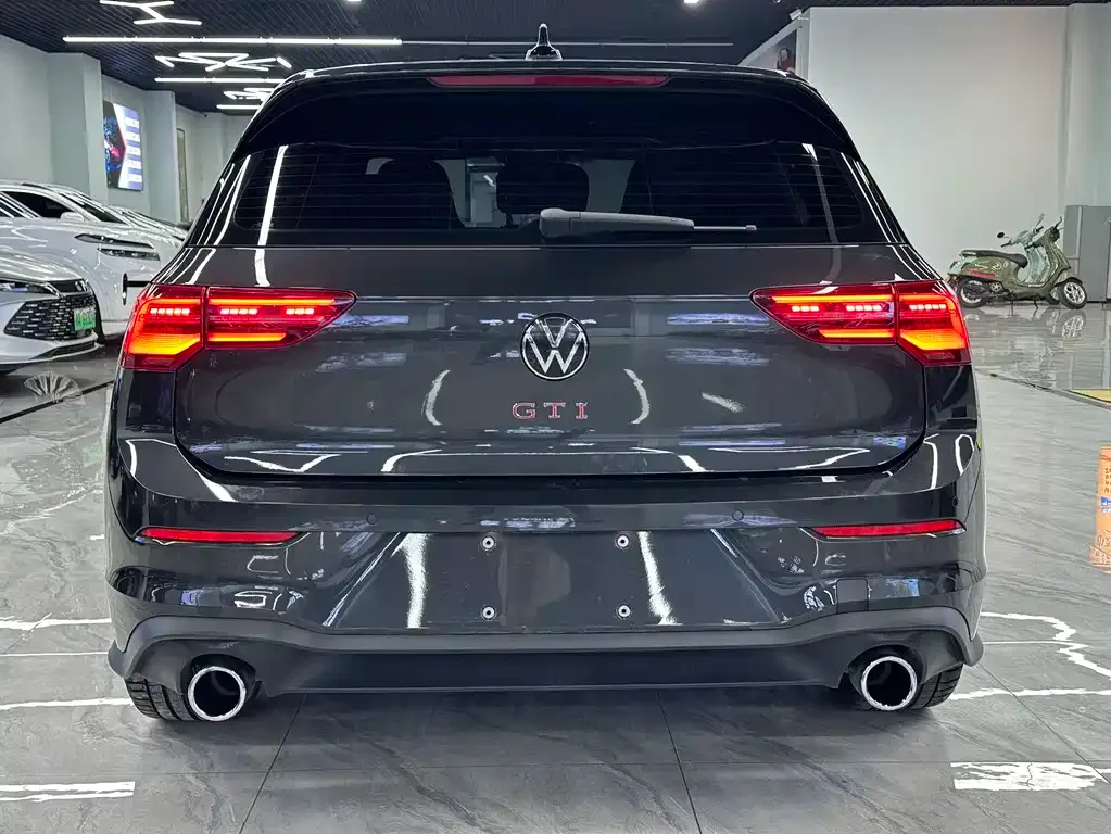 Volkswagen Golf GTI — фото 3
