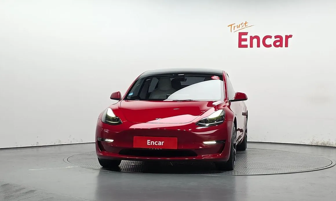 Tesla Model 3 — фото 7