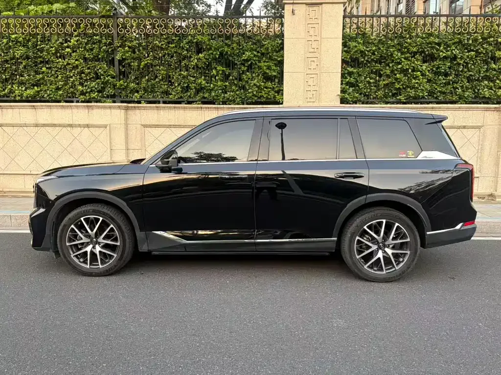 GAC Motor Trumpchi GS8 — фото 7