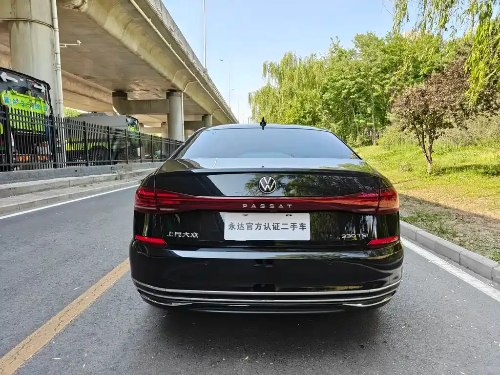 Volkswagen Passat — фото 5