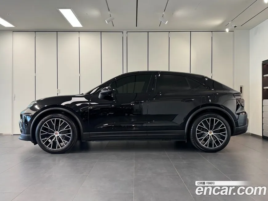 Porsche Macan — фото 6