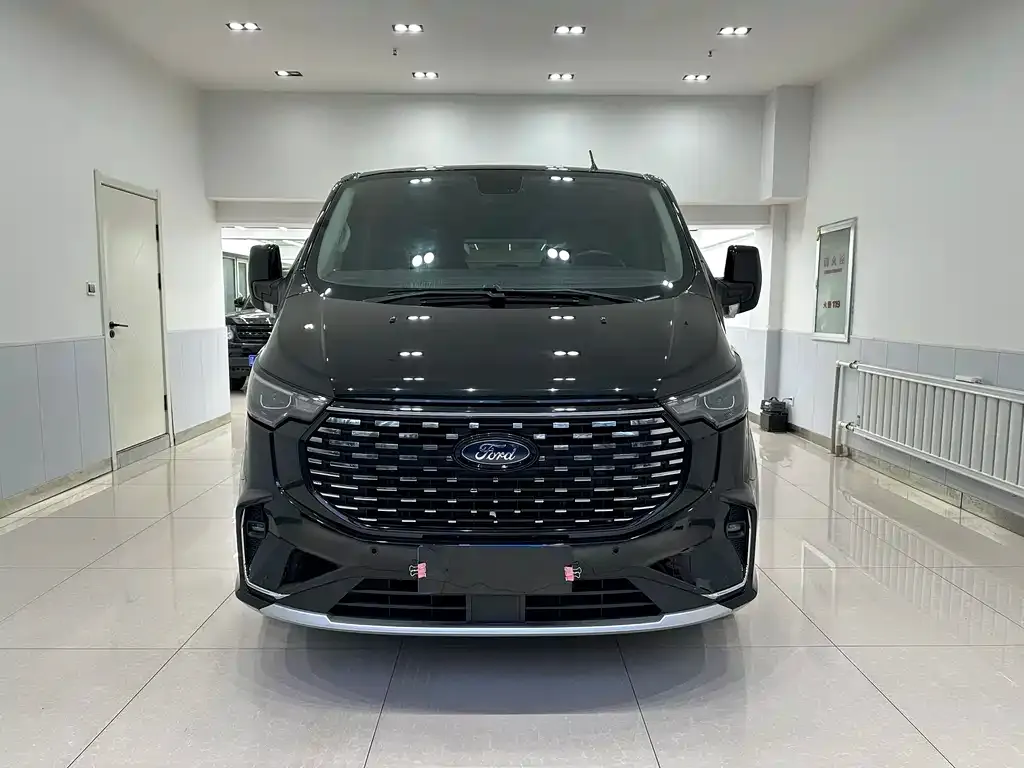 Ford Tourneo 2023 из CN, фото 8