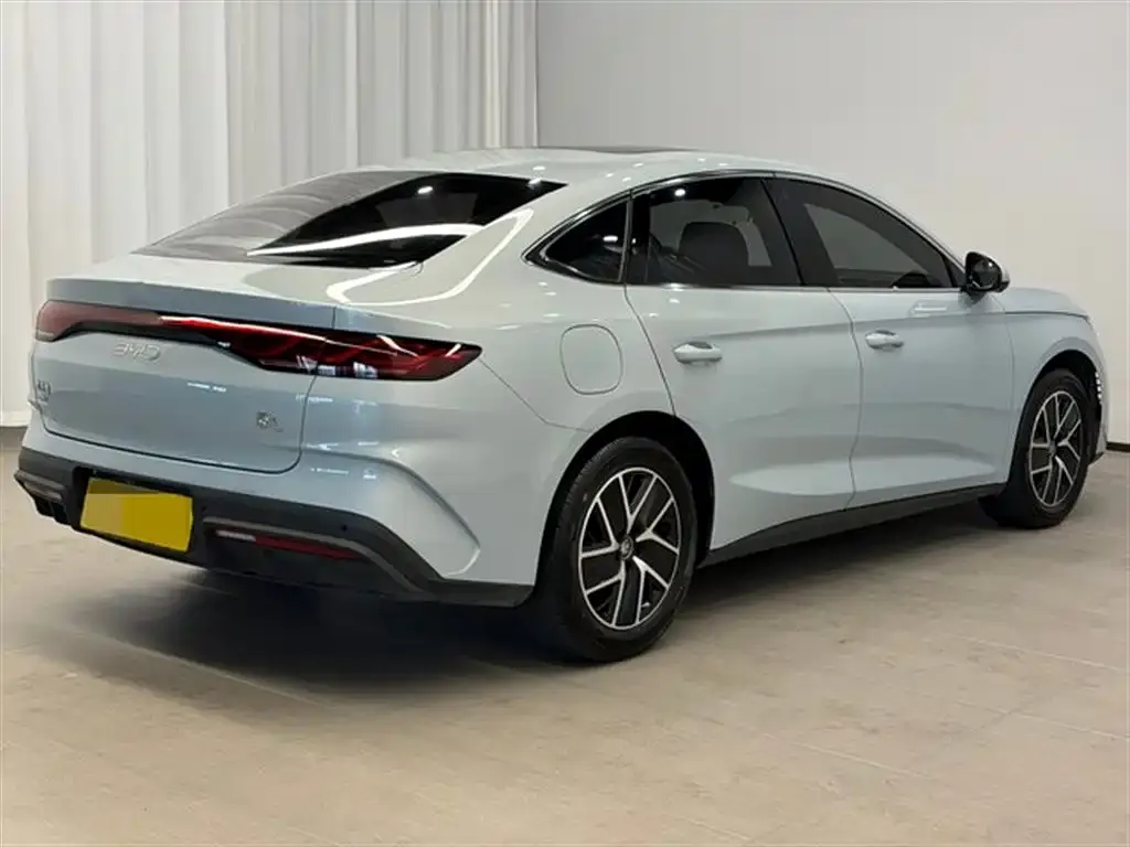 BYD Qin L — фото 4