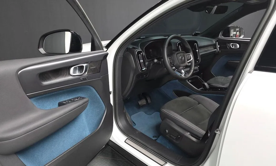 Volvo XC40 2023 из KR, фото 10