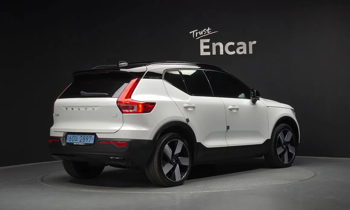 Volvo XC40 2023 из KR, фото 6