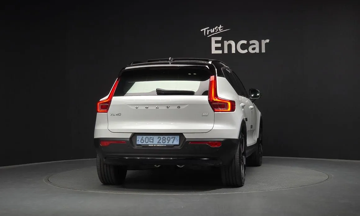 Volvo XC40 2023 из KR, фото 5
