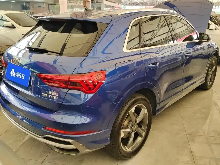 Audi Q3 — фото 7