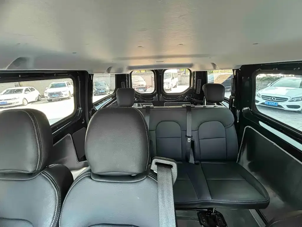 Ford Transit 2025 из CN, фото 2