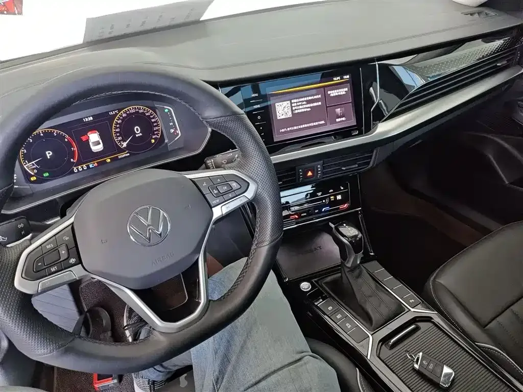 Volkswagen Passat — фото 7