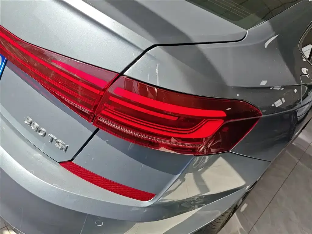Volkswagen Passat — фото 2