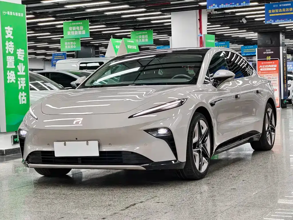 Roewe Feifan F7