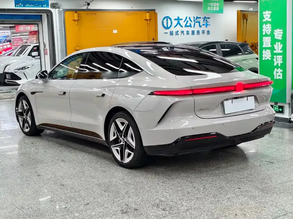 Roewe Feifan F7 2023 из CN, фото 7