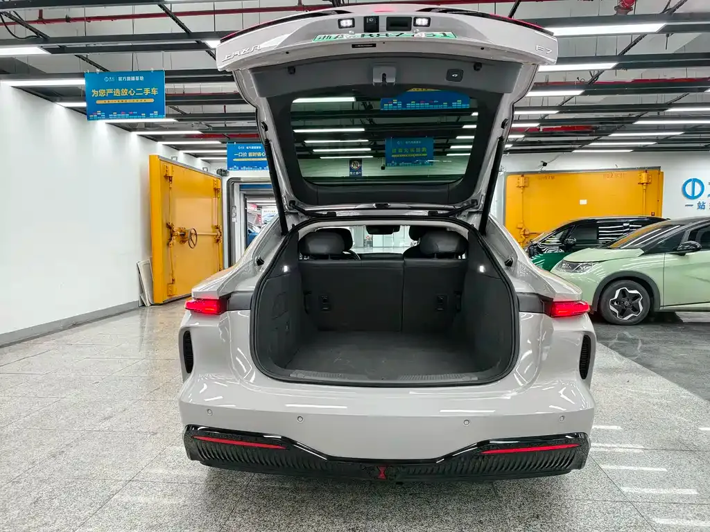 Roewe Feifan F7 2023 из CN, фото 3