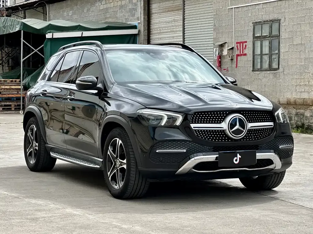 Mercedes-Benz GLE — фото 10