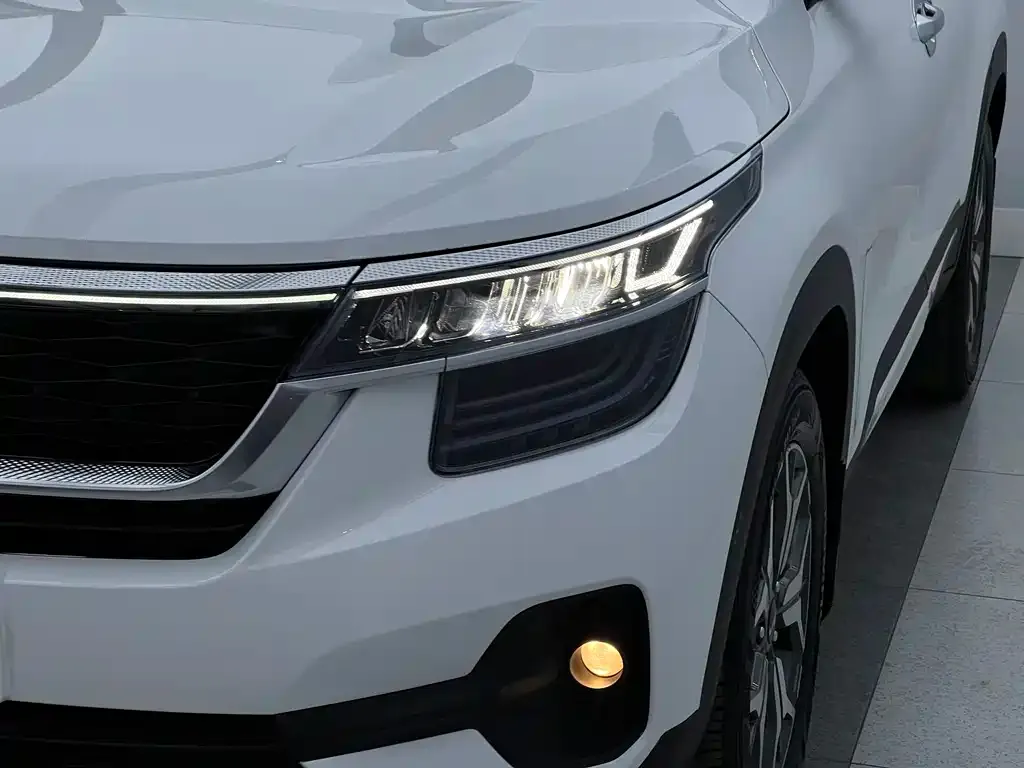 Kia KX3 — фото 2