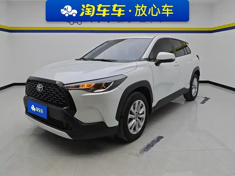 Toyota Corolla Cross — фото 1