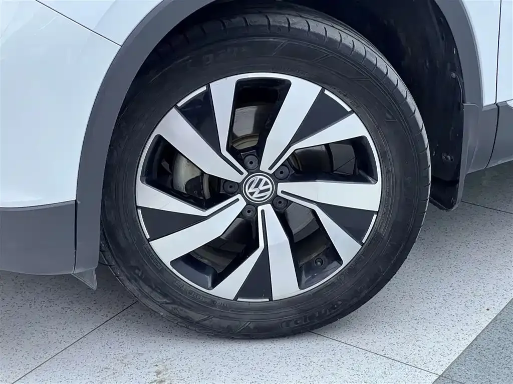 Volkswagen Tayron — фото 9