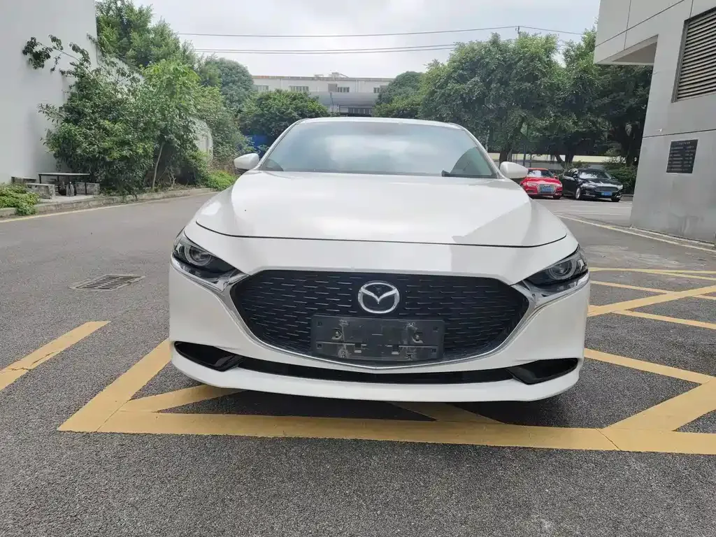 Mazda 3 Axela 2021 из CN, фото 4