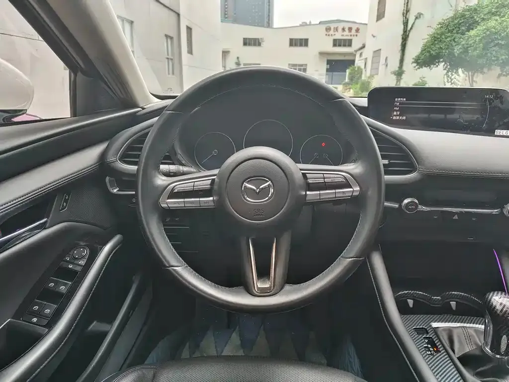 Mazda 3 Axela 2021 из CN, фото 3
