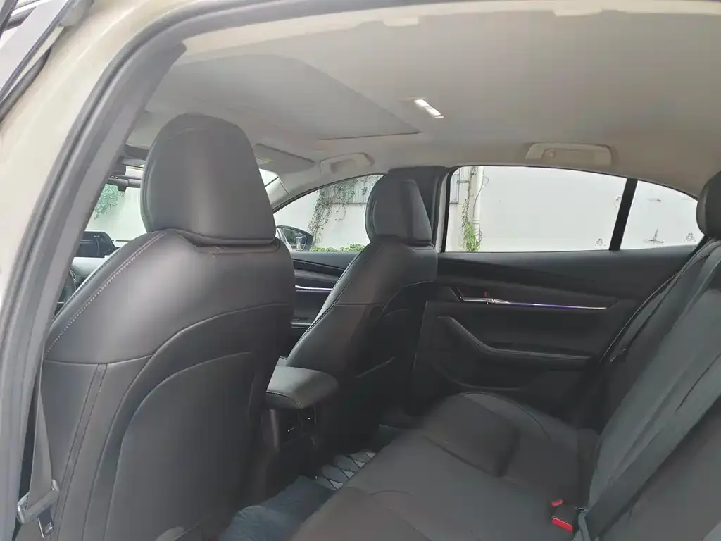Mazda 3 Axela 2021 из CN, фото 5