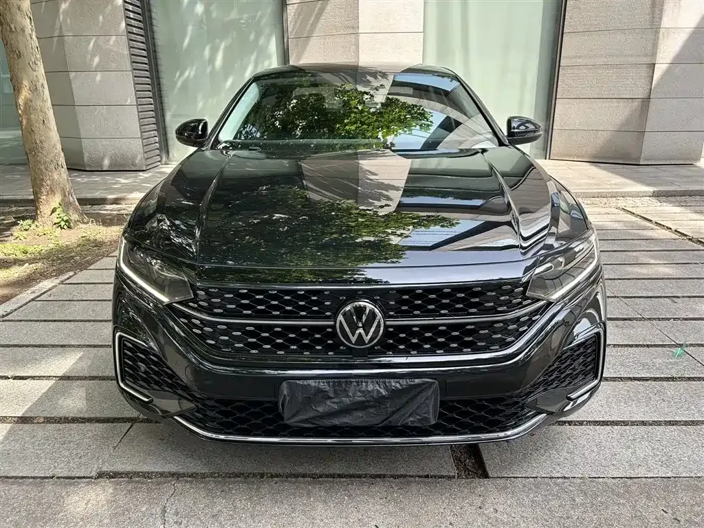Volkswagen Passat — фото 10