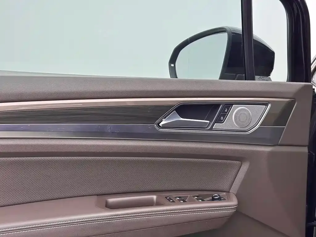 Volkswagen Viloran 2021 из CN, фото 7