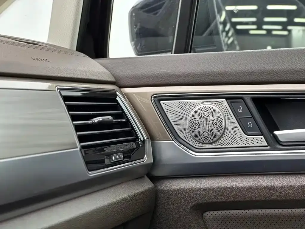 Volkswagen Viloran 2021 из CN, фото 10