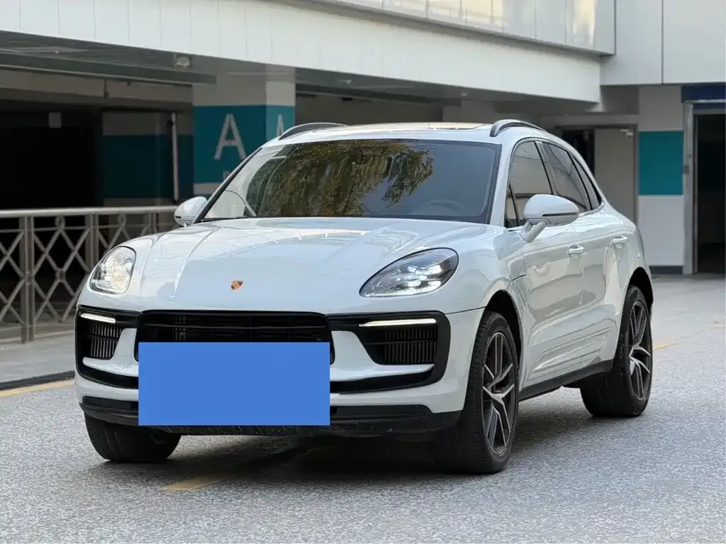 Porsche Macan — фото 1