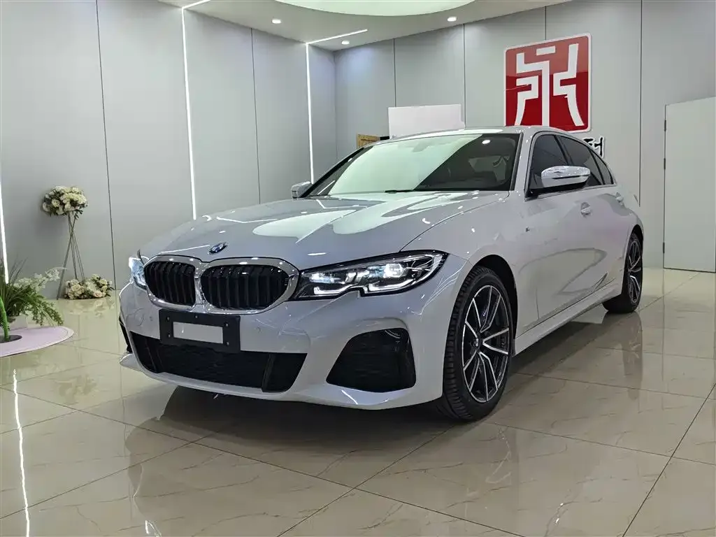 BMW 3 Series — фото 1