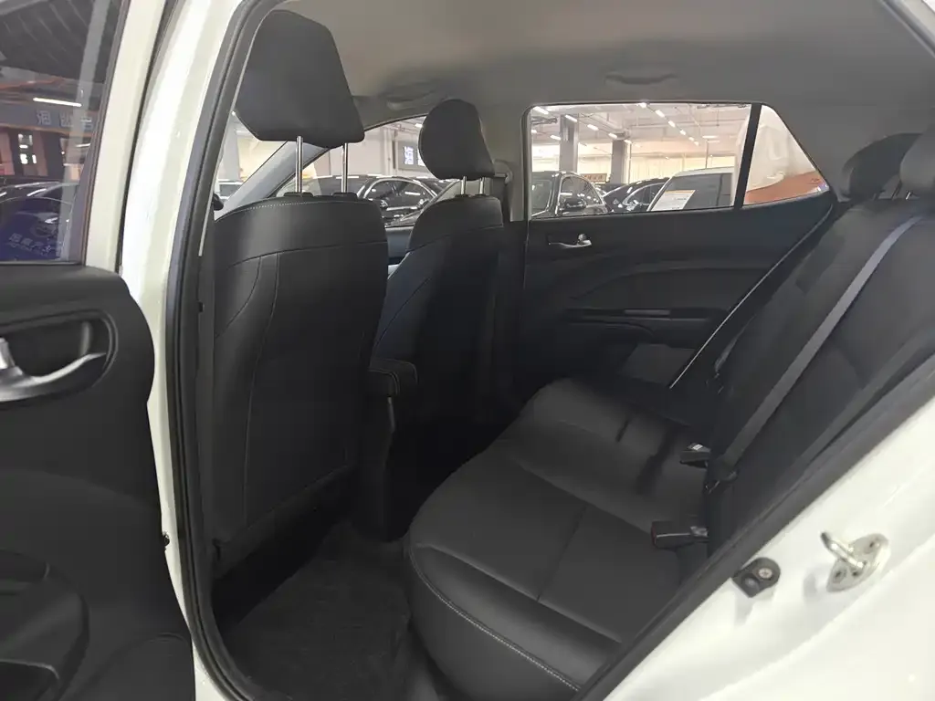 Kia KX1 2022 из CN, фото 3