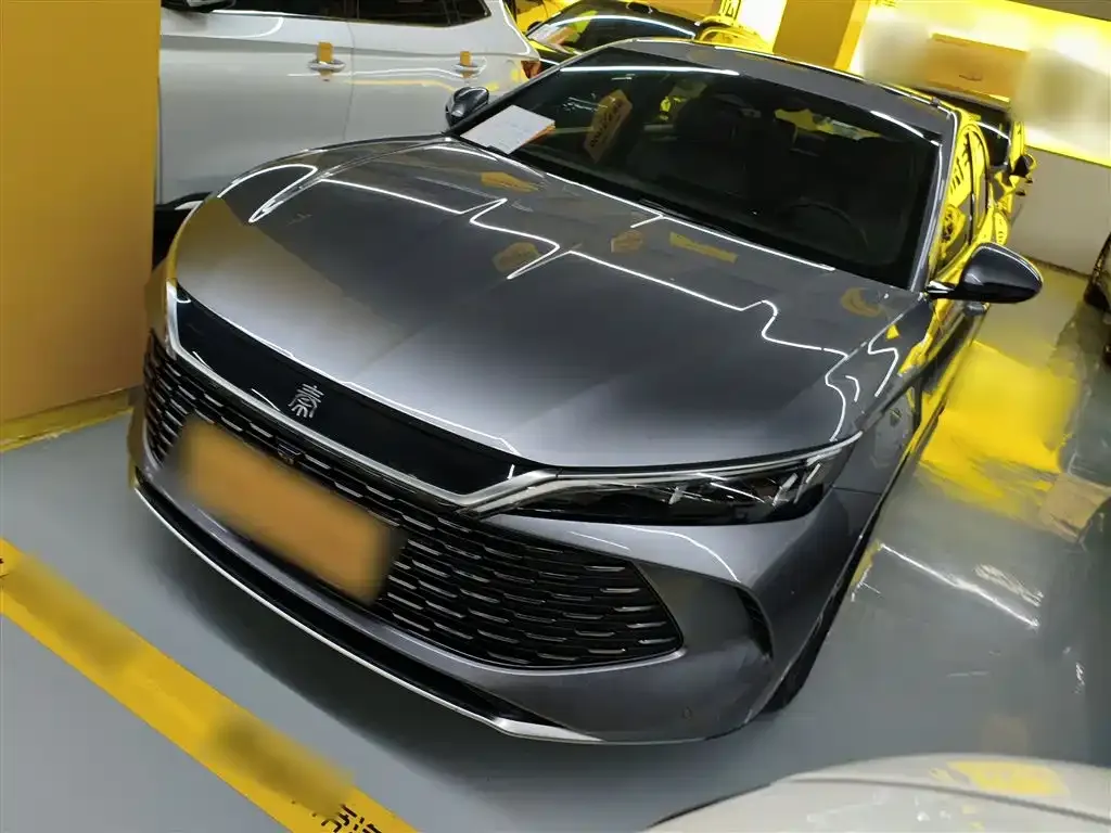 BYD Qin L — фото 7