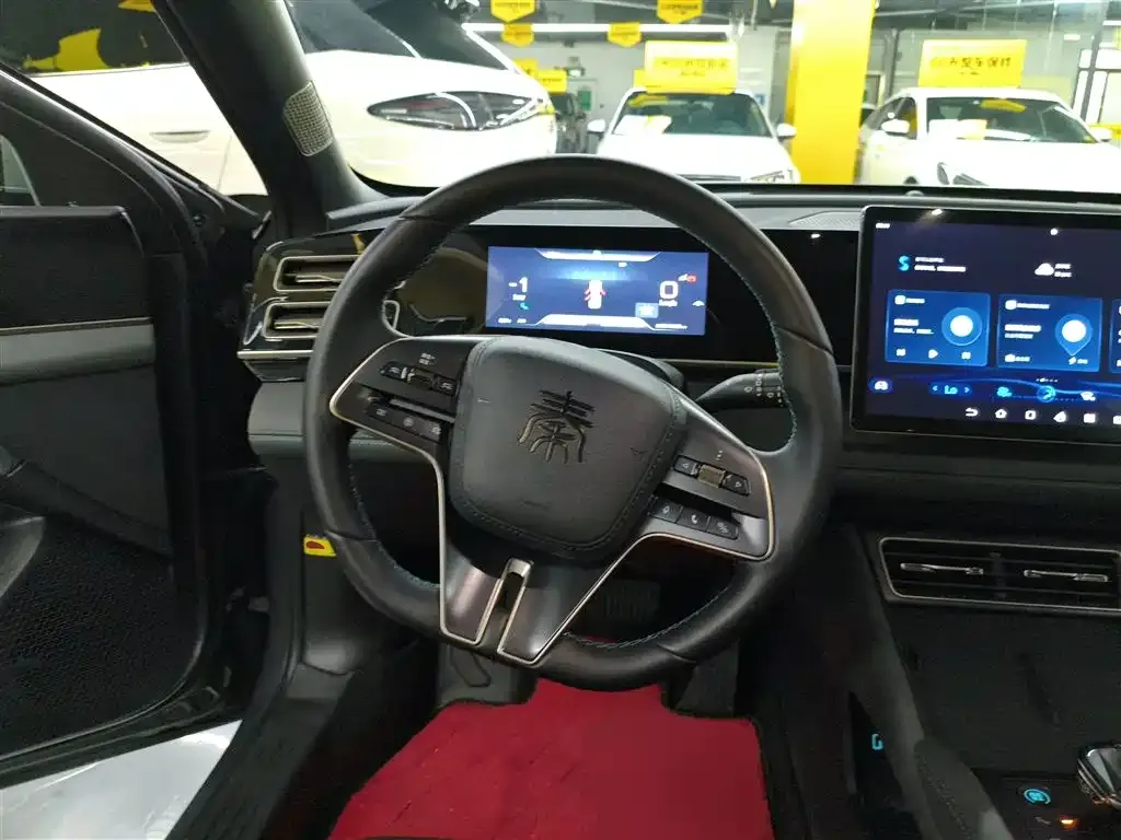 BYD Qin L — фото 10