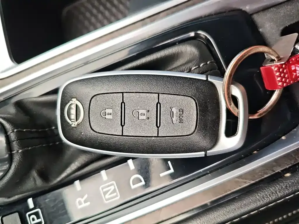 Nissan Teana — фото 10
