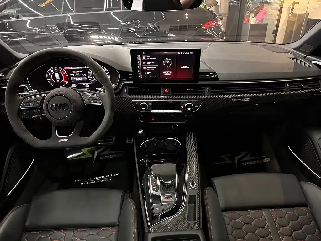 Audi RS 4 2024 из CN, фото 8
