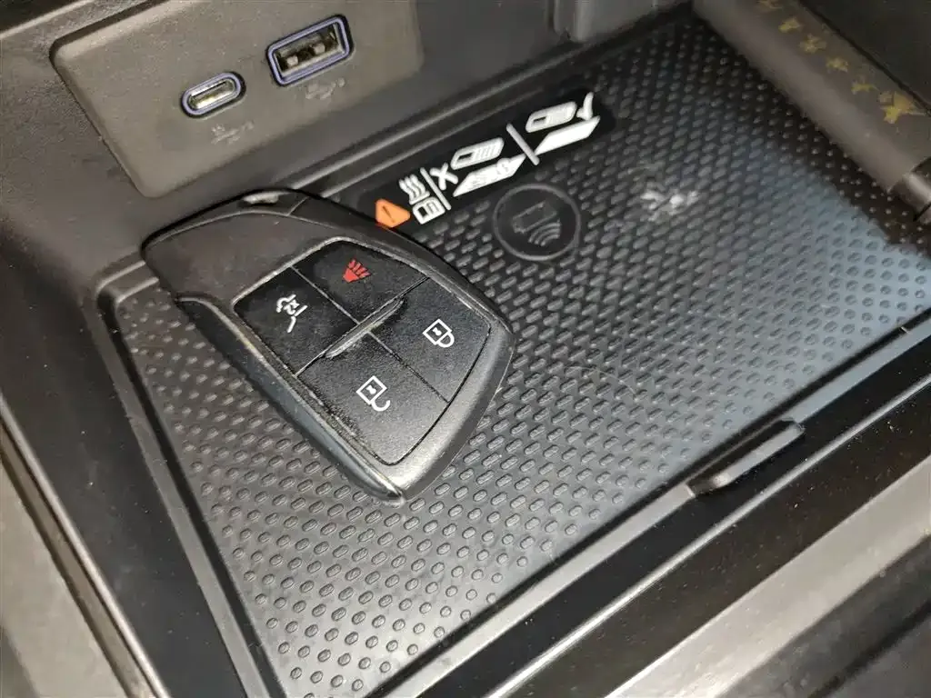 Buick Envision Plus — фото 4