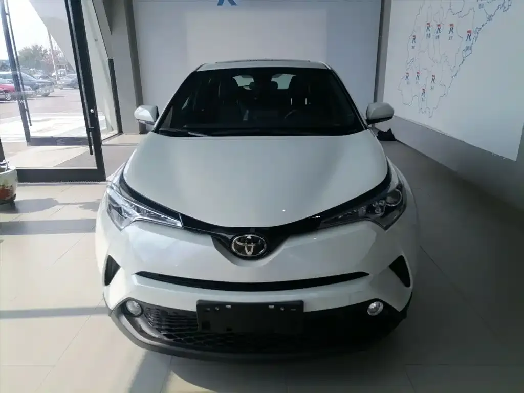 Toyota C-HR — фото 4