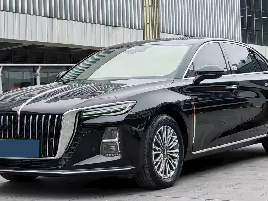 Hongqi H5 — фото 1