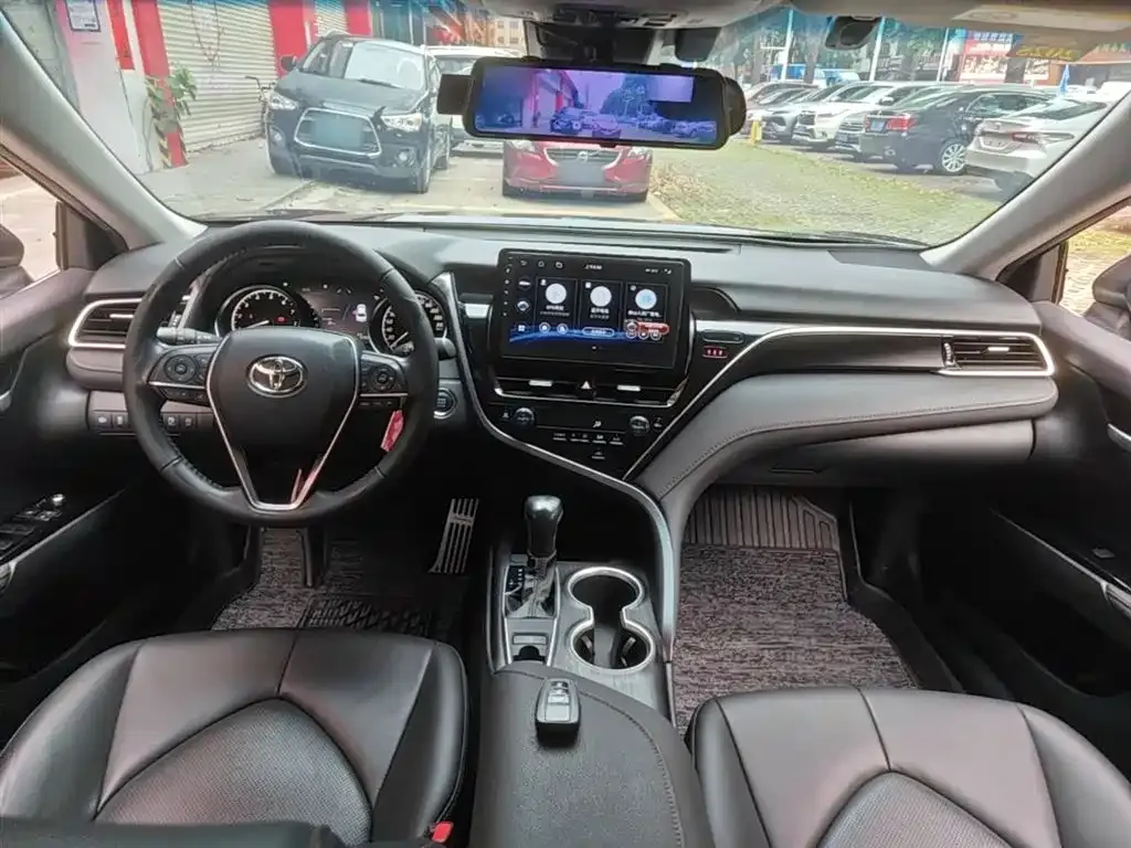 Toyota Camry 2023 из CN, фото 10