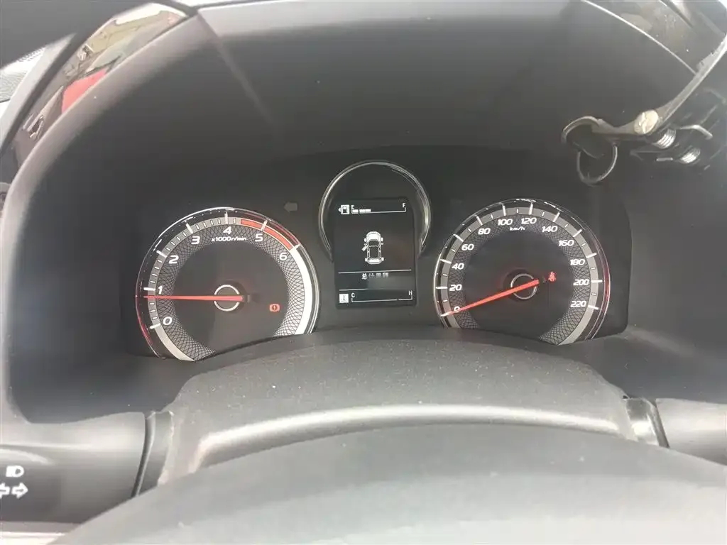Isuzu Lingtuo 2023 из CN, фото 3