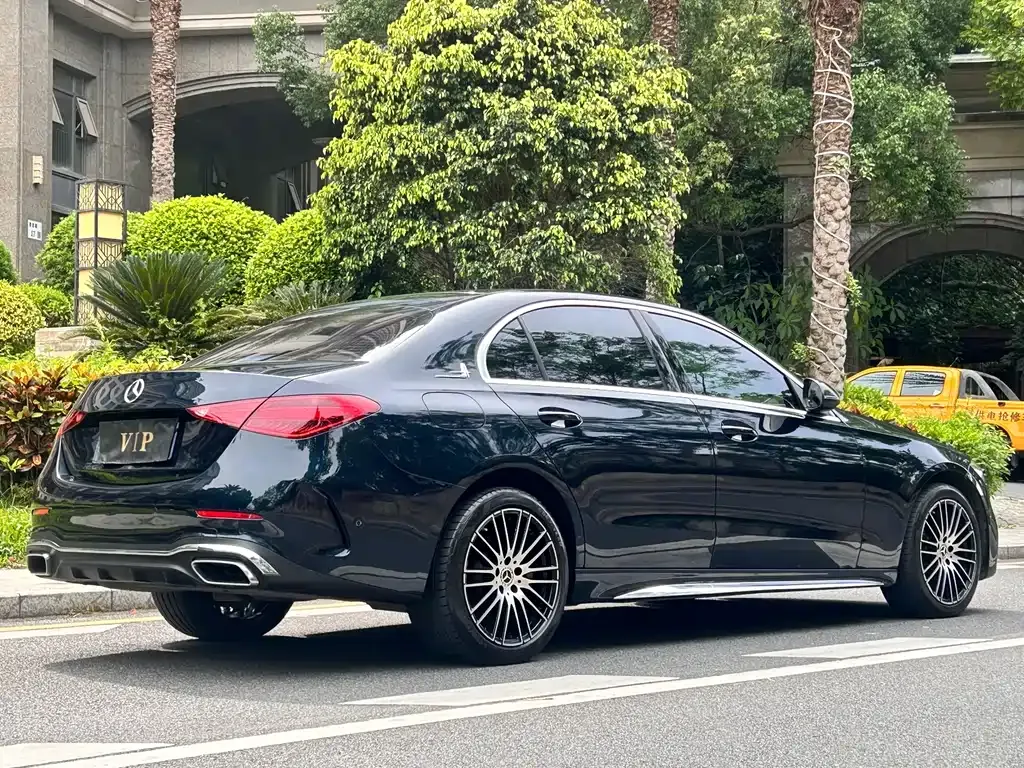 Mercedes-Benz C-Class — фото 10
