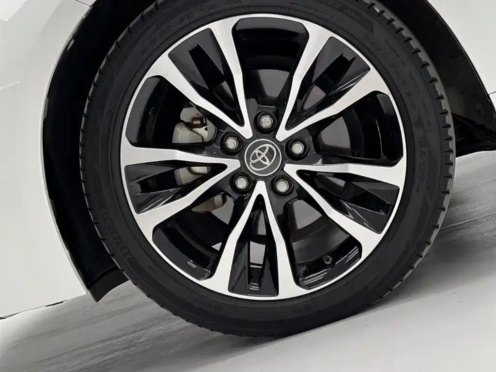 Toyota Levin — фото 10