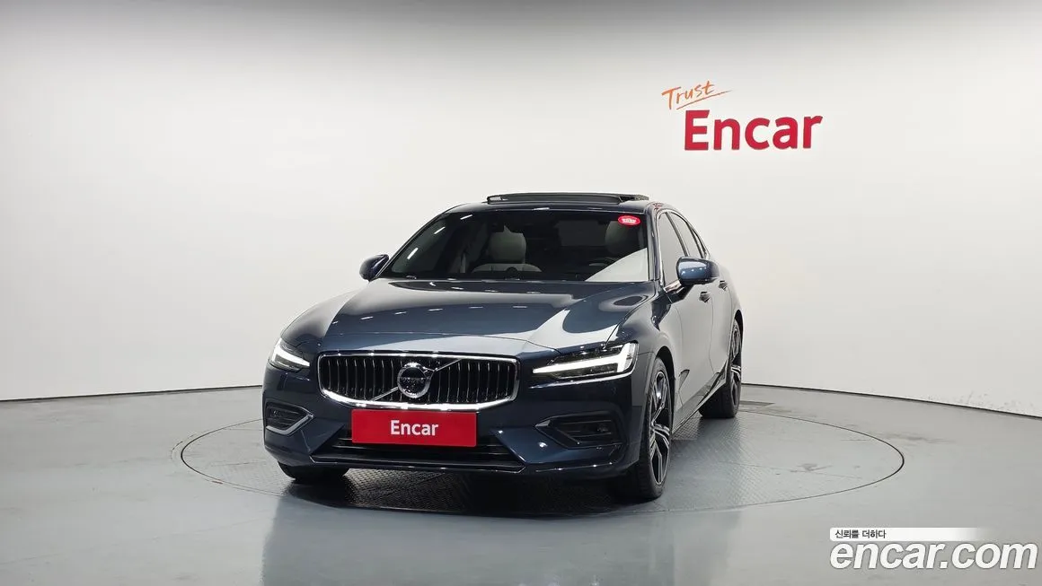 Volvo S60 2021 из KR, фото 4