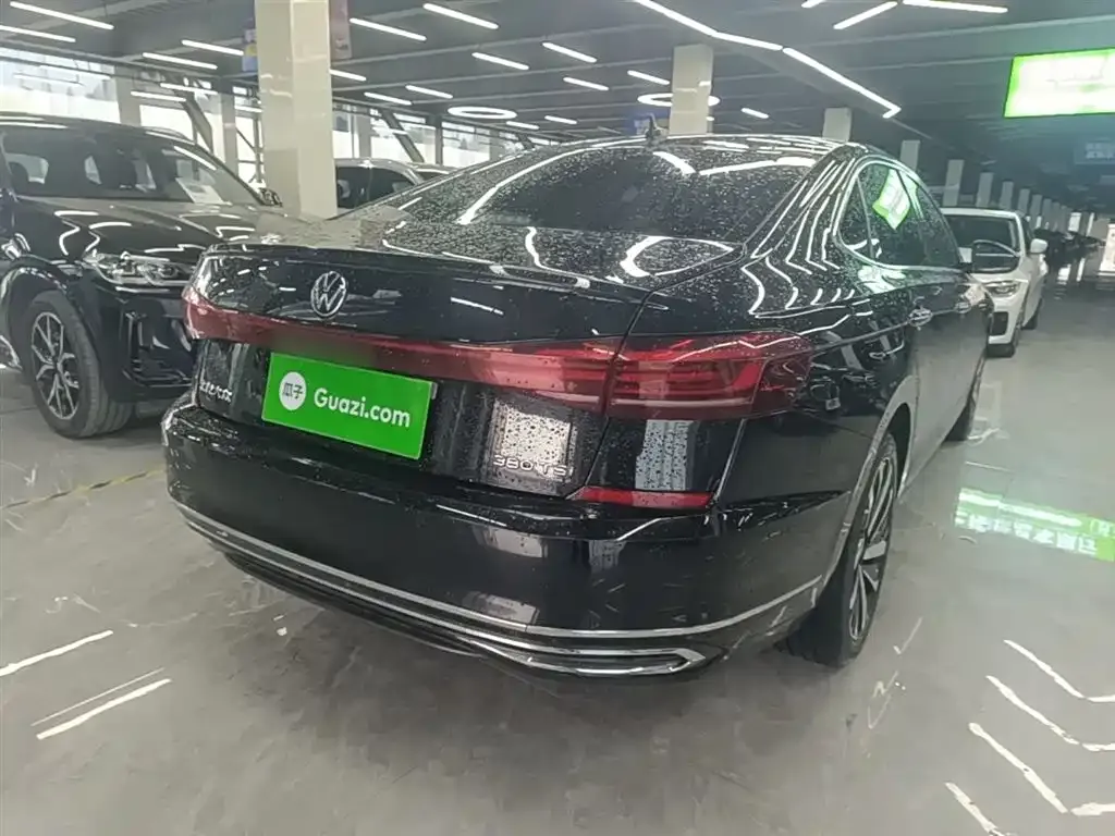 Volkswagen Passat — фото 9